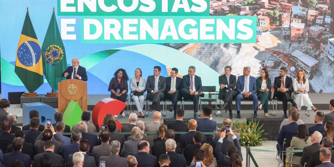 governo-anuncia-r$-11,7-bilhoes-variety-novo-pac-para-drenagem-e-encostas