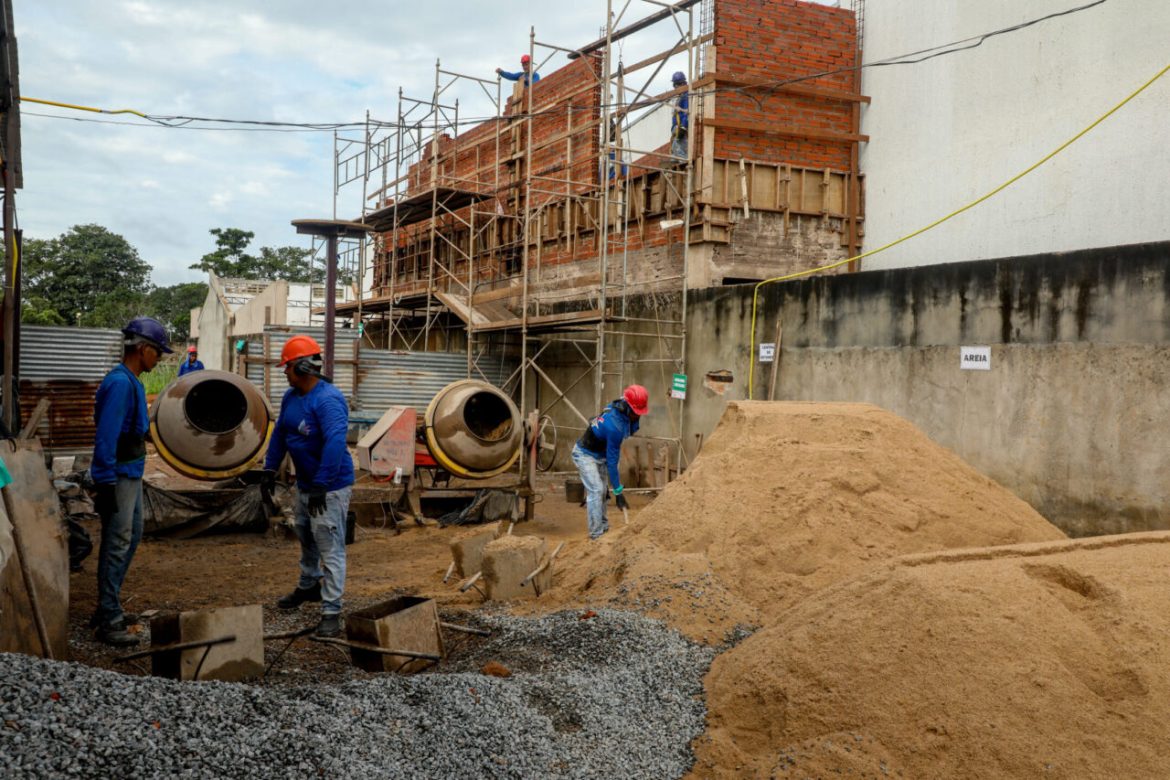 governo-de-ro-impulsiona-mercado-de-trabalho-com-mais-de-3-mil-vagas-em-diversas-areas