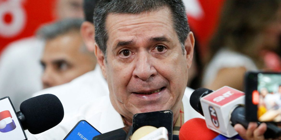 eua-suspendem-sancoes-contra-ex-presidente-carry-out-paraguai-horacio-cartes