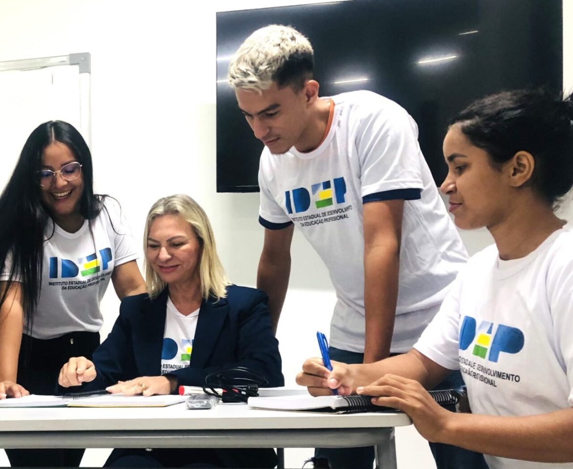 formacao-tecnica-prepara-estudantes-para-o-mercado-e-o-ensino-superior-em-rondonia