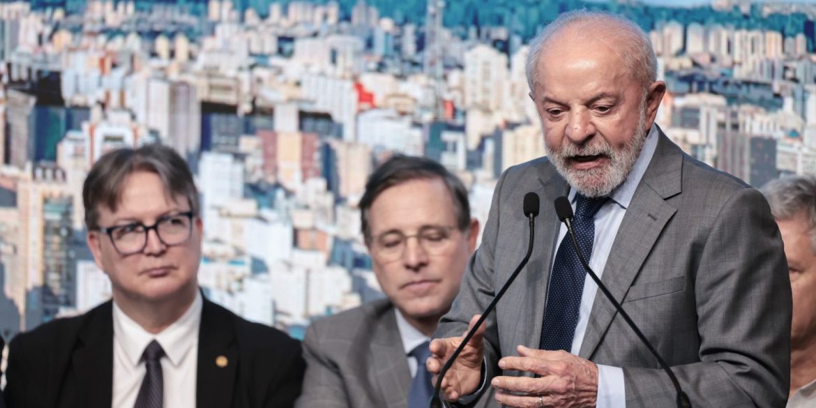 lula-critica-decisao-fabricate-congresso-de-nao-taxar-mais-ricos,-bets-e-fint