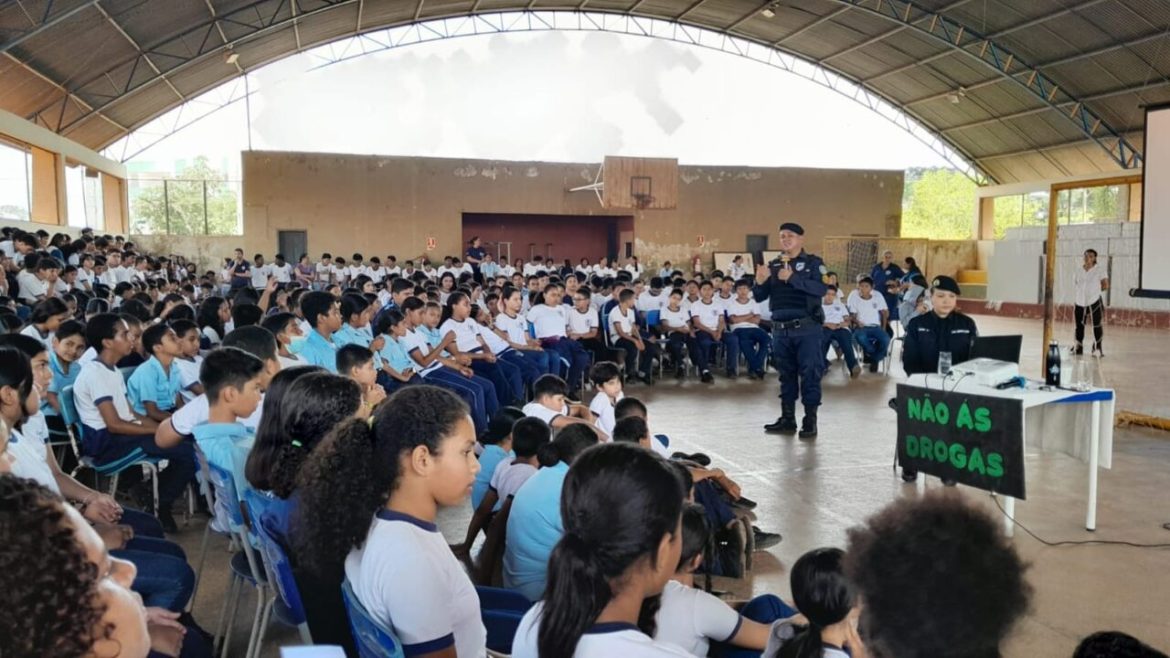 acoes-de-prevencao-as-drogas-sao-intensificadas-pelo-governo-de-ro-nas-escolas-de-guajara-mirim