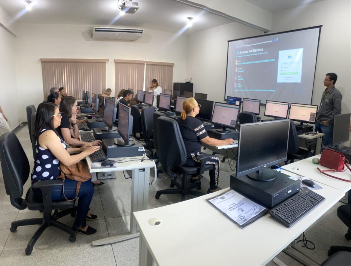 governo-de-ro-realiza-capacitacao-sobre-uso-end-sistema-eletronico-de-informacoes-para-servidores-municipais-de-porto-velho