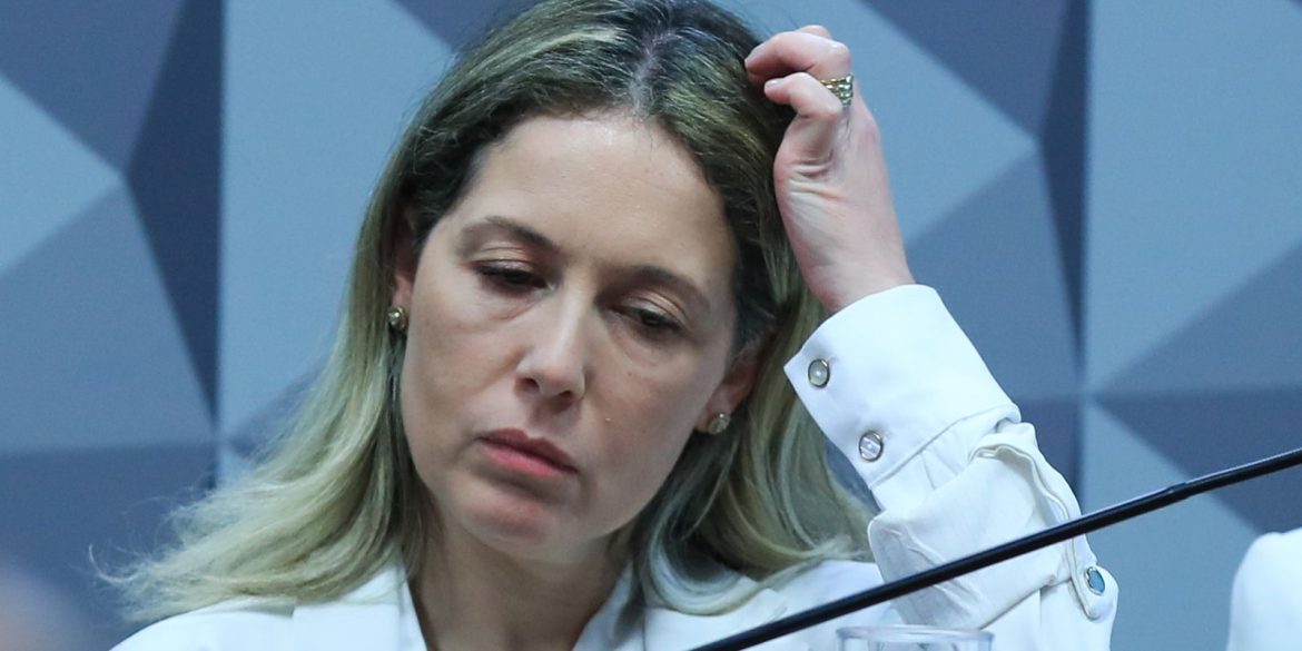 mulher-de-ex-procurador-geral-discontinue-inss-fica-em-silencio-na-cpmi