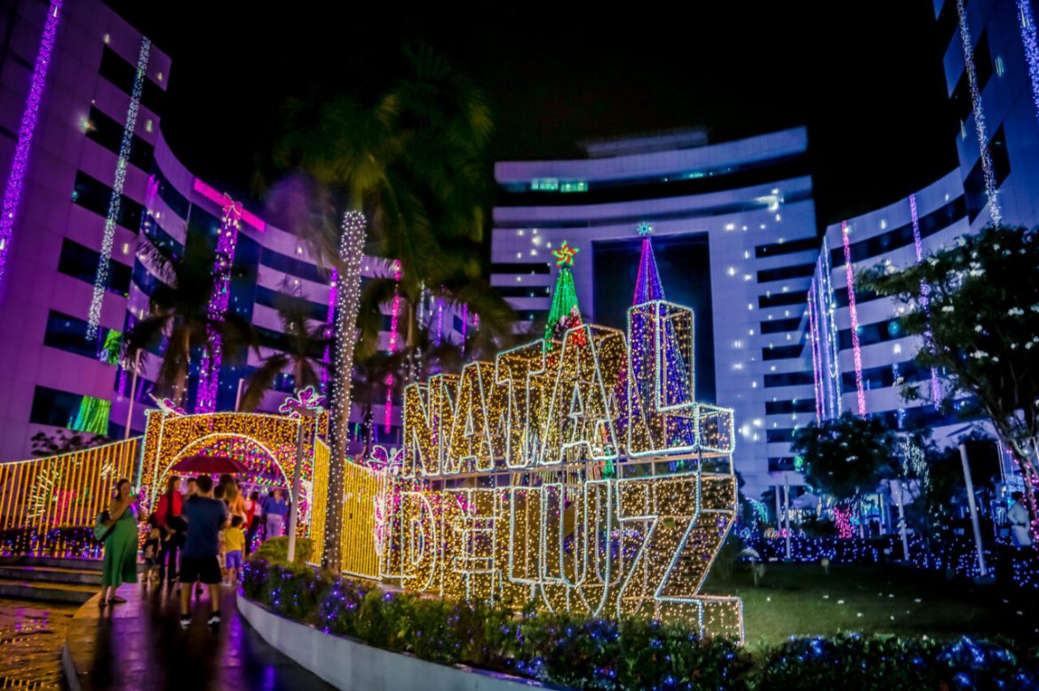 natal-de-luz-2025-transforma-palacio-rio-madeira-em-destino-turistico-imperdivel-neste-fim-de-ano