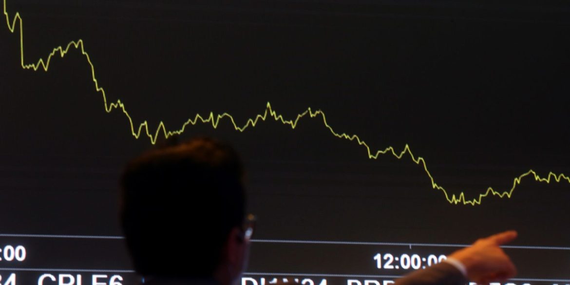 bolsa-volta-a-bater-recorde-e-alcanca-marca-de-154-mil-pontos