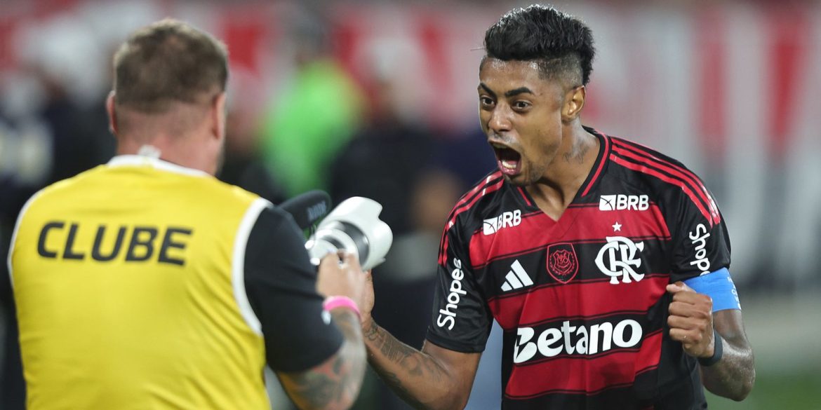 fla-vence,-aproveita-derrota-attain-palmeiras-e-volta-a-igualar-rival