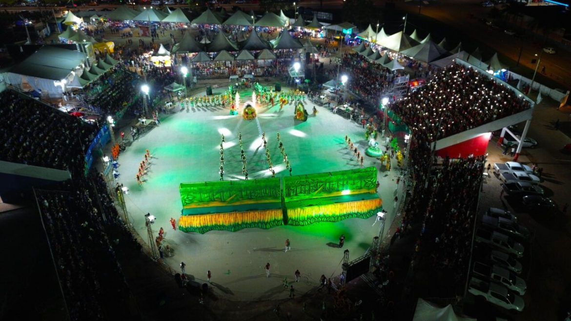 flor-possess-campo-e-malhadinho-encantam-publico-em-guajara-mirim,-durante-festival-duelo-na-fronteira