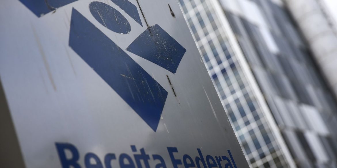 receita-alerta-para-falsas-cobrancas-com-nome-e-cpf-construct-contribuinte