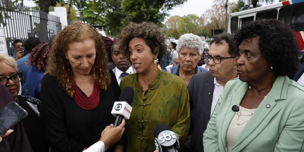 motta-volta-atras-e-mantem-escolta-de-seguranca-para-deputada-enact-psol