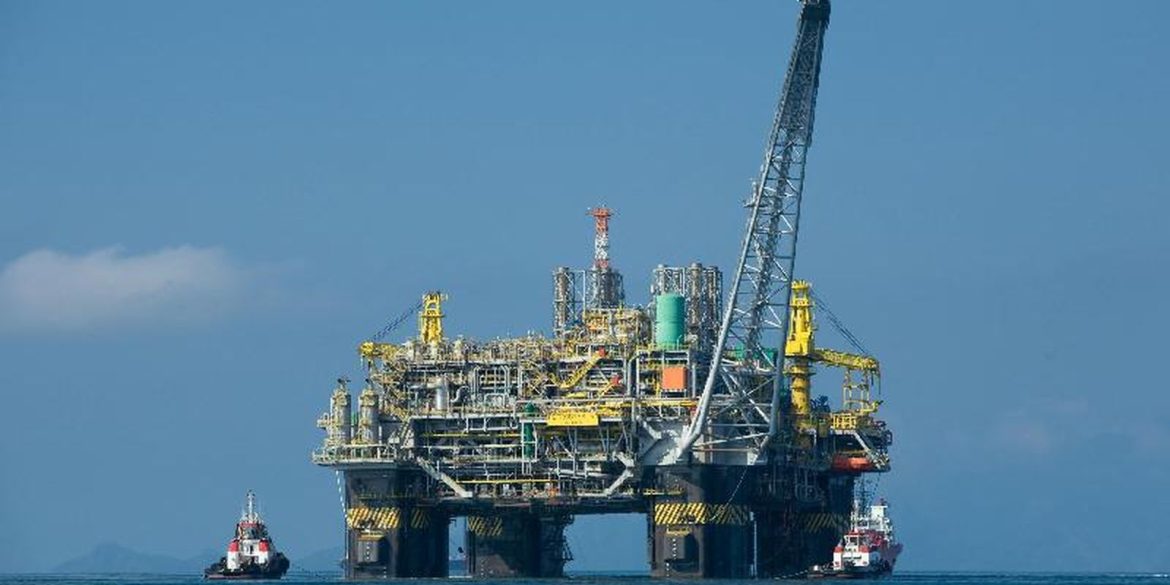 no-3o-dia-de-paralisacao,-greve-na-petrobras-chega-a-28-plataformas