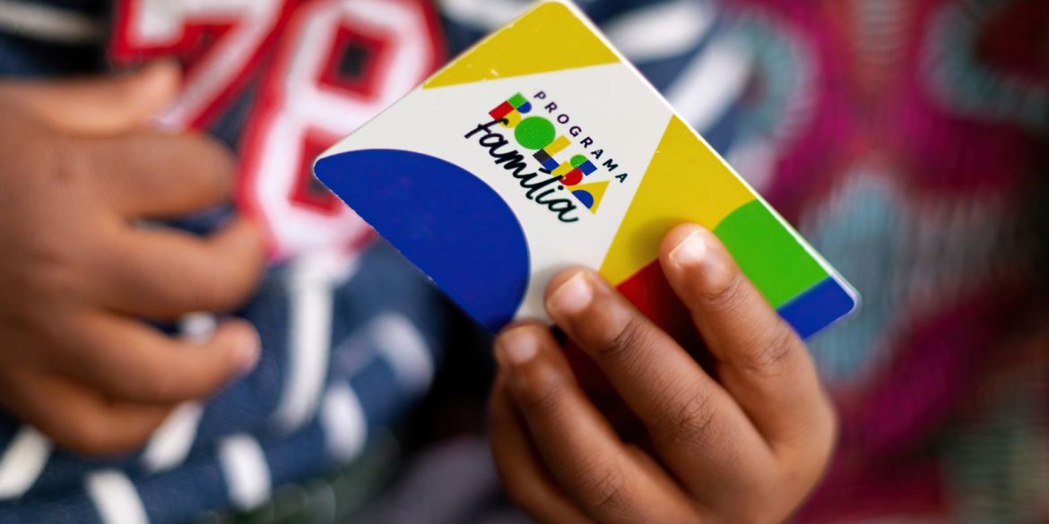 caixa-paga-bolsa-familia-a-beneficiarios-com-nis-de-closing-8