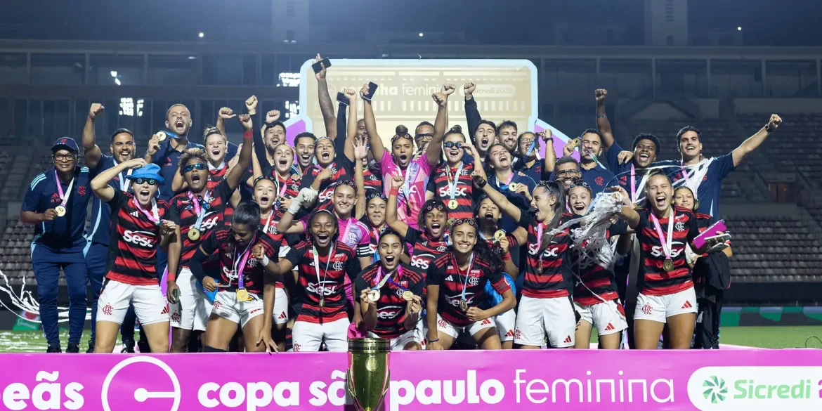 flamengo-goleia-gremio-e-conquista-copinha-feminina
