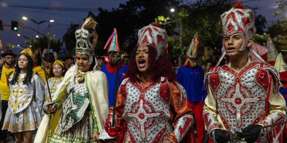 juazeiro-hang-norte:-a-cidade-de-padre-cicero-vira-a-cidade-hang-reisado