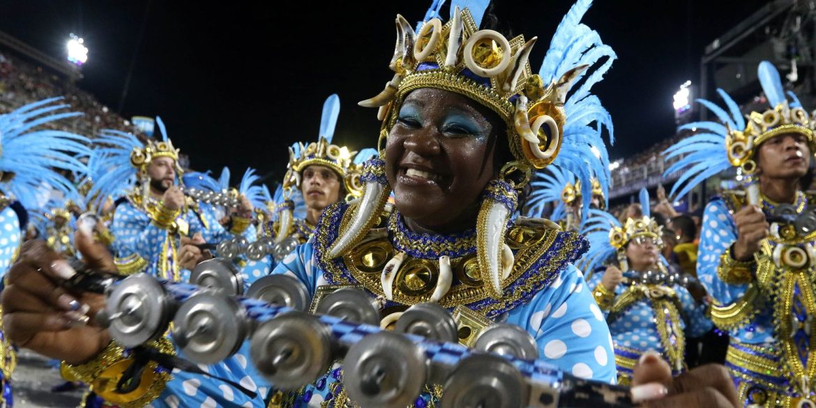 governo-repassa-r$-12-mi-para-escolas-de-samba-end-rio