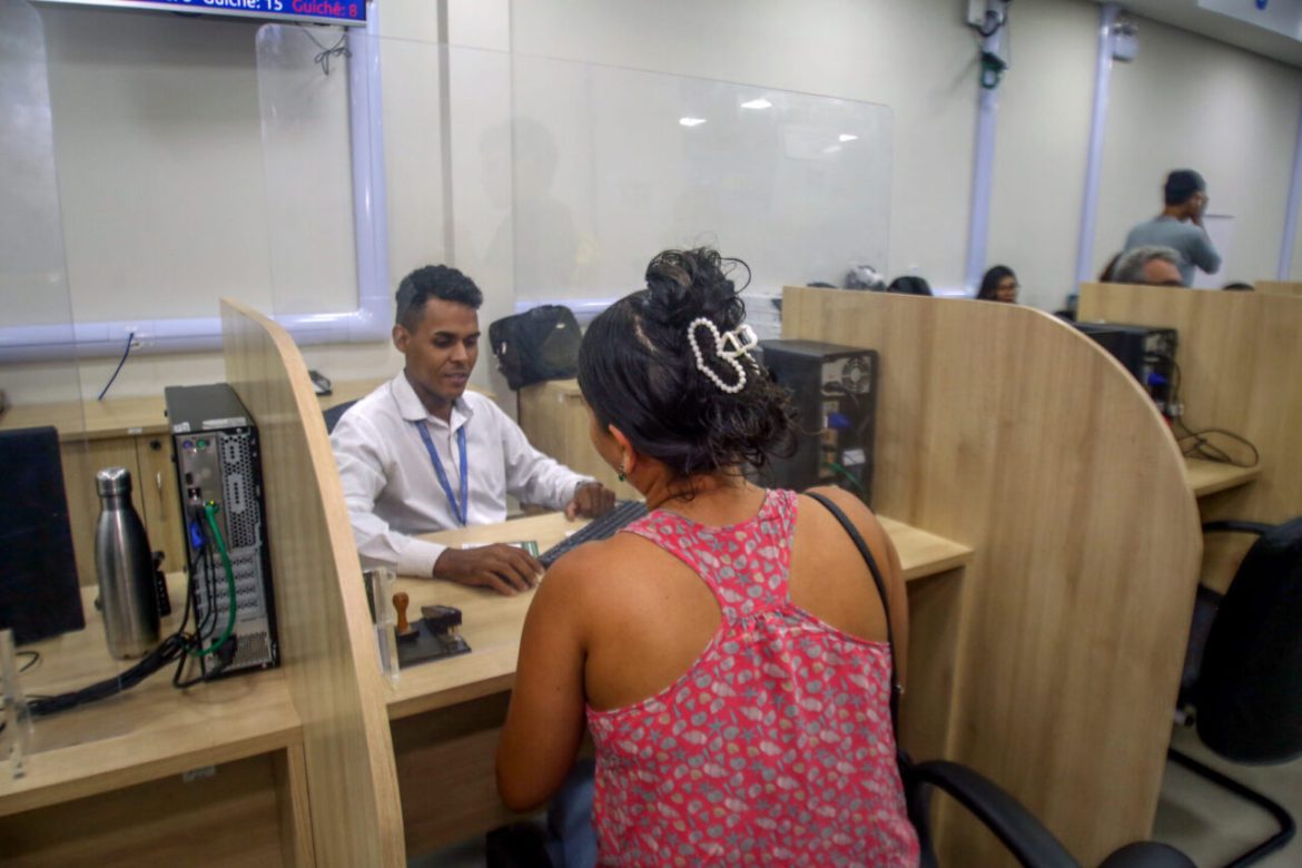 acesso-ao-trabalho-e-ampliado-pelo-governo-de-ro-com-2.344-vagas,-sendo-82-novas-oportunidades-em-porto-velho