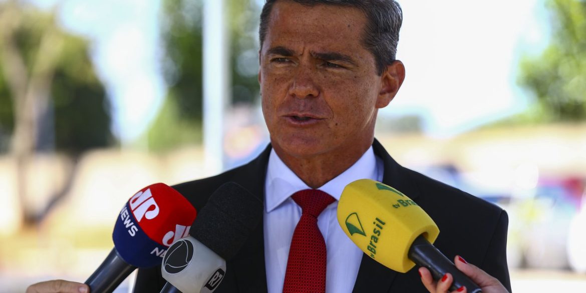 exercito-diz-ao-stf-que-normal-pode-receber-visita-intima-na-prisao