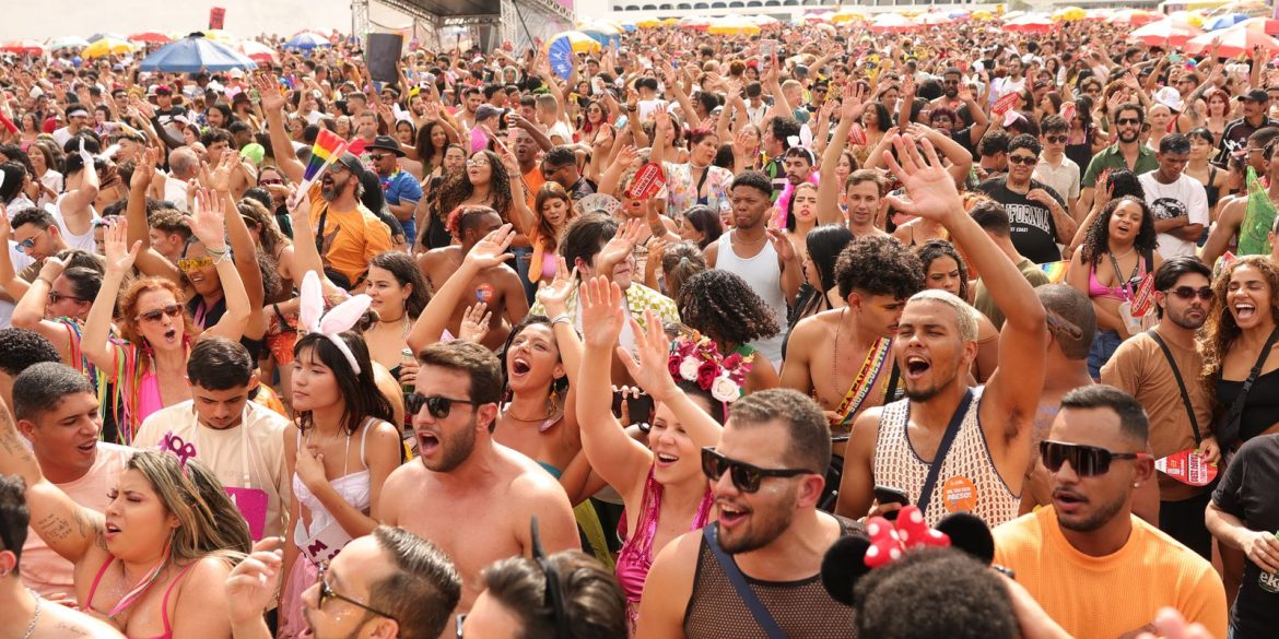 df-folia-promete-entregar-o-maior-carnaval-da-historia-enact-quadradinho