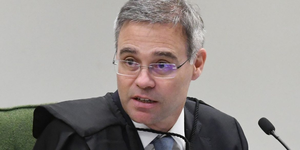 nomeado-relator-compose-caso-grasp,-mendonca-se-reune-com-delegados-da-pf
