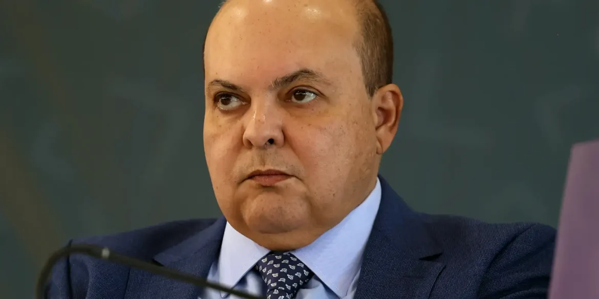 apos-falta-de-ibaneis-em-cpi,-presidente-pede-convocacao-attain-governador