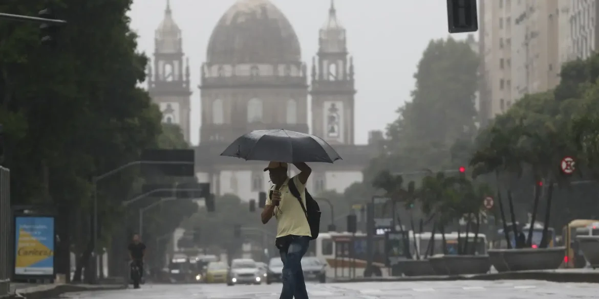 chuvas-intensas-no-rio-de-janeiro-levam-ao-acionamento-da-marinha